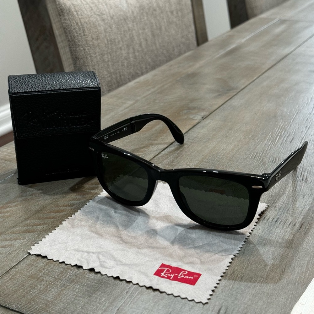 Ray-ban Folding Wayfarer Sunglasses